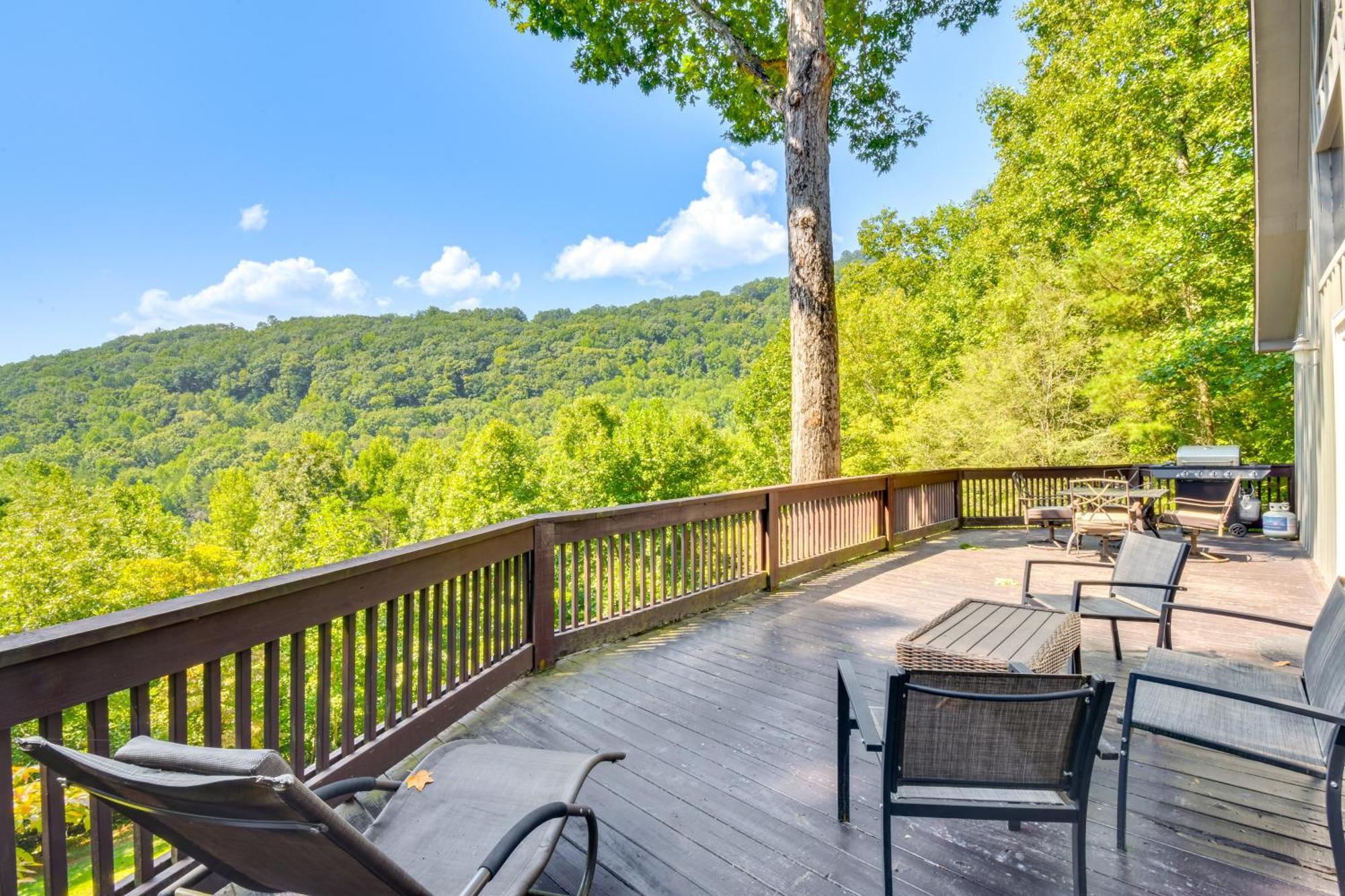 Mountain Cabin With Hot Tub And Fire Pit! Blairsville Exterior foto